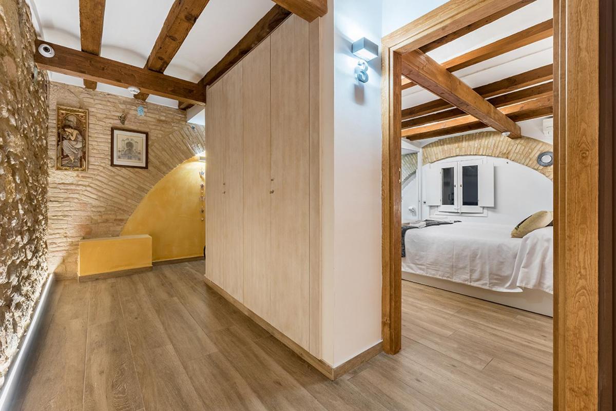 Hostal 977 Тарагона Екстериор снимка