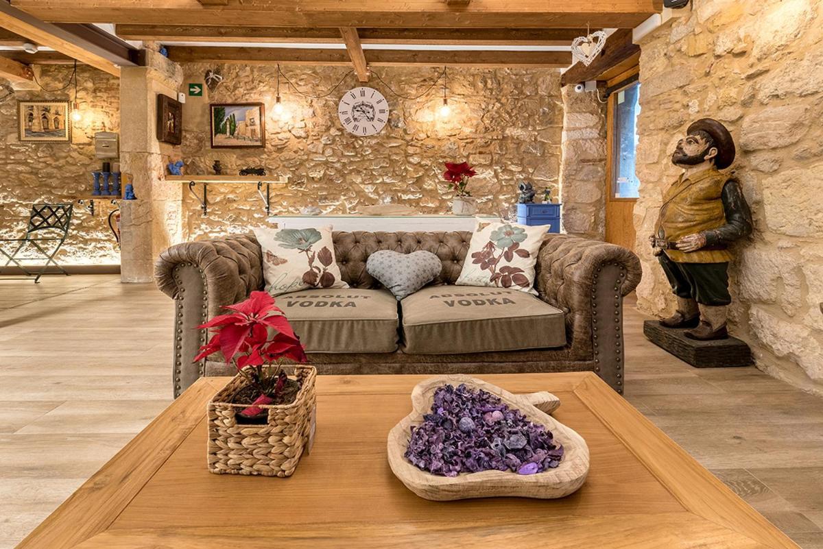 Hostal 977 Тарагона Екстериор снимка