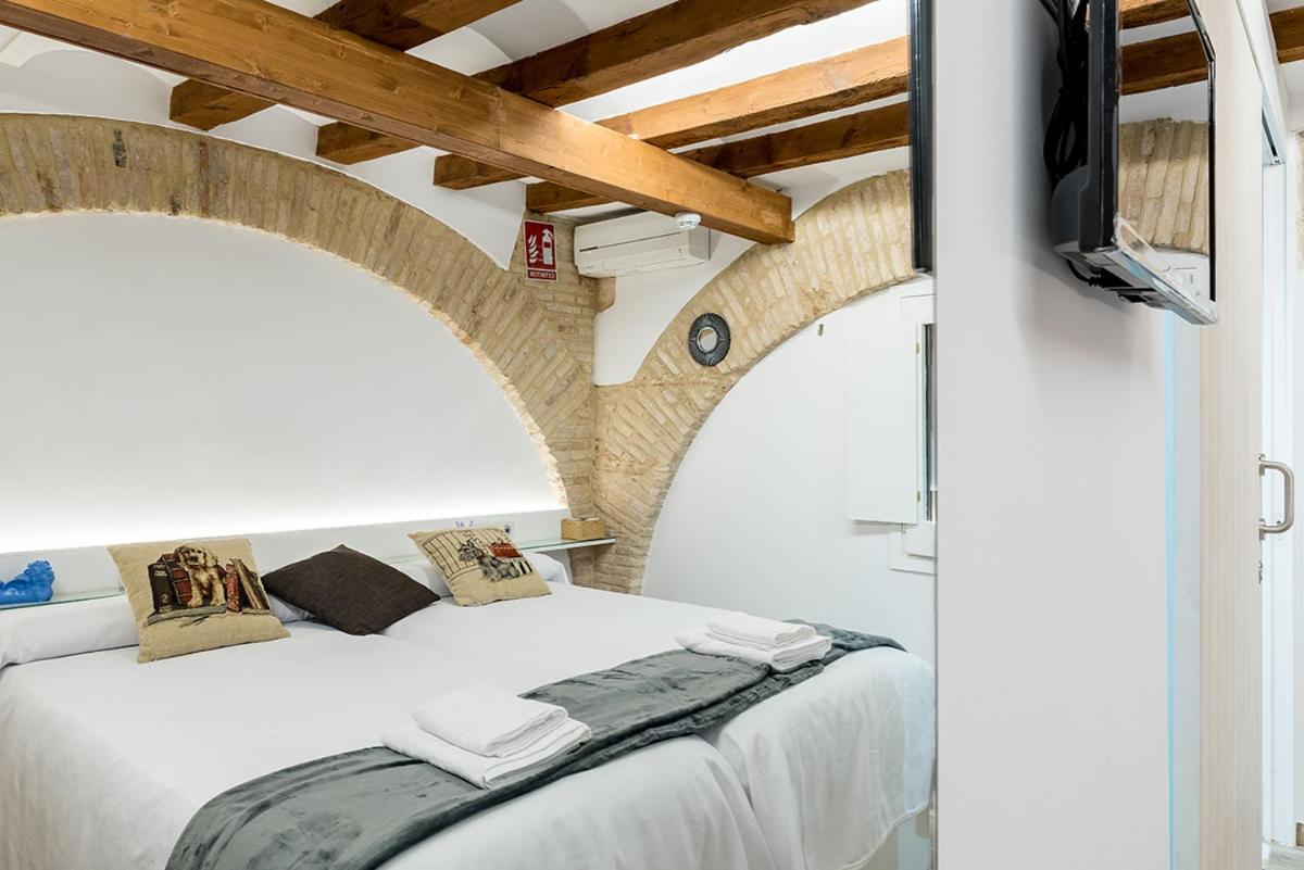 Hostal 977 Тарагона Екстериор снимка