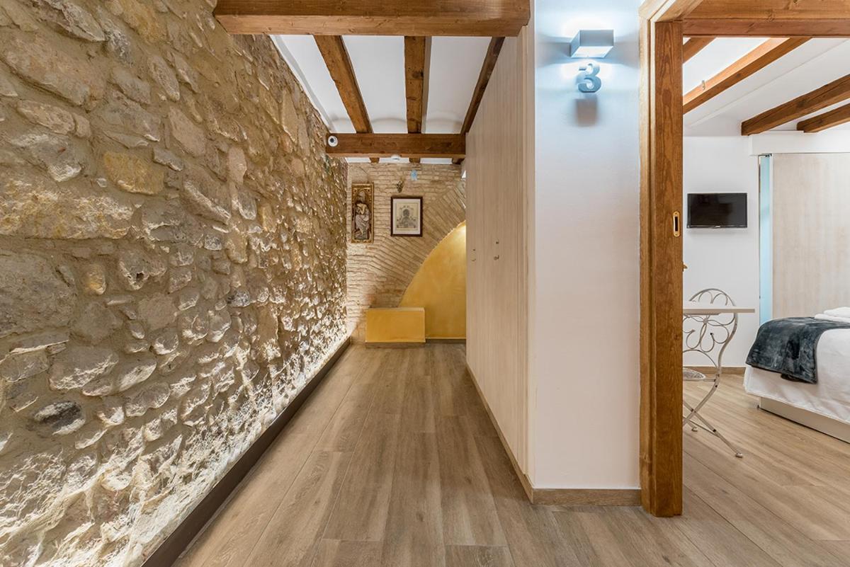 Hostal 977 Тарагона Екстериор снимка