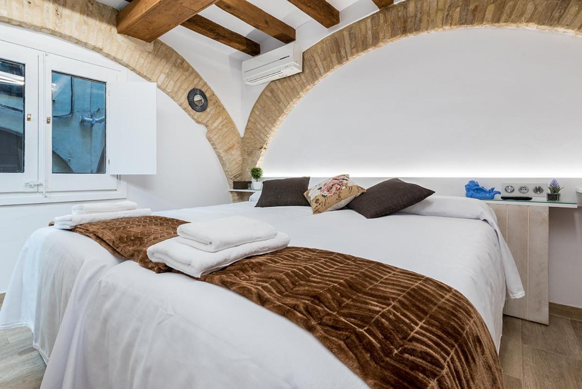 Hostal 977 Тарагона Екстериор снимка